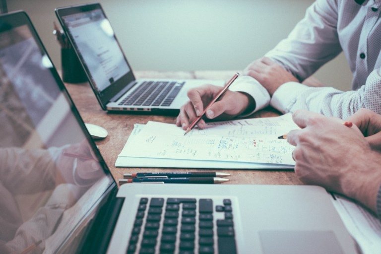 El mercado laboral porteño registró un crecimiento del empleo y una mayor presión en la búsqueda de trabajo