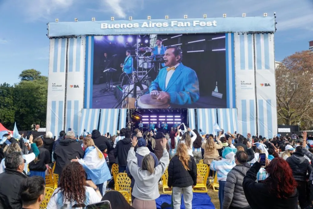 Palermo y Retiro: más de 25.000 personas siguieron el triunfo de la Selección en los Fan Fest de la Ciudad