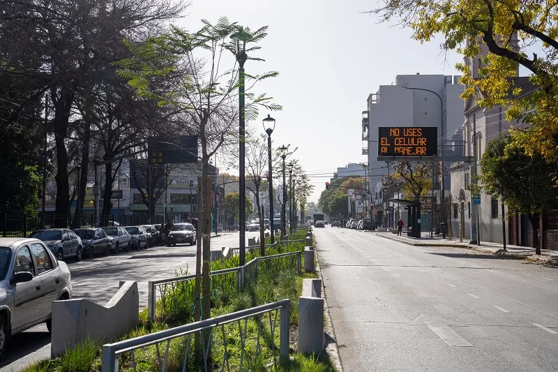 Finalizó la renovación de la avenida Fernández de la Cruz en Villa Riachuelo