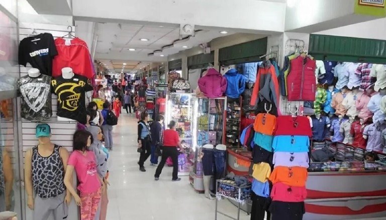 Piden informes por la circulación de micros de “tours de compras” en el área protegida de Floresta